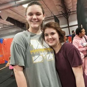 Meet your Posher, Alexis